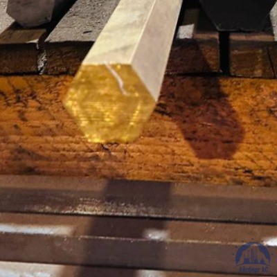 Шестигранник латунный 5,5 мм ЛС59-1 ГОСТ 2060-2006 купить в Уральске
