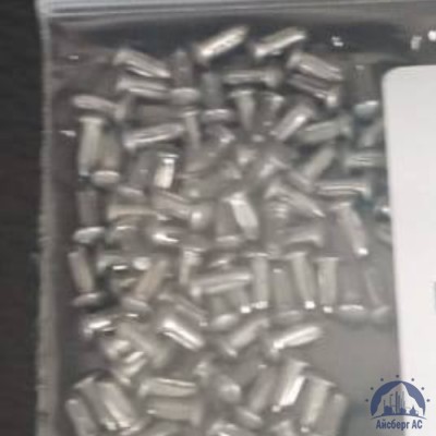 Заклёпка пластиковая забивная белая 3х5,7 мм без шляпки купить в Уральске