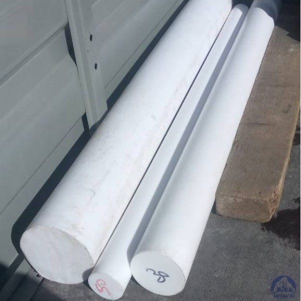 Капролоновый стержень