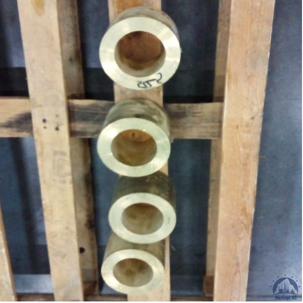 Втулка бронзовая БрО3Ц12С5