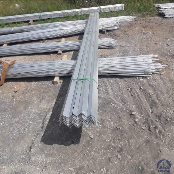 Уголок оцинкованный 140х140х12 мм ГОСТ 9.307-89