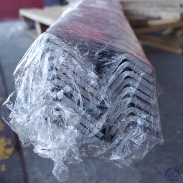 Уголок алюминиевый 100х10 мм АД31 L=3-6 м