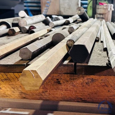 Шестигранник латунный 45 мм ЛС59-1 ГОСТ 2060-2006 купить в Уральске